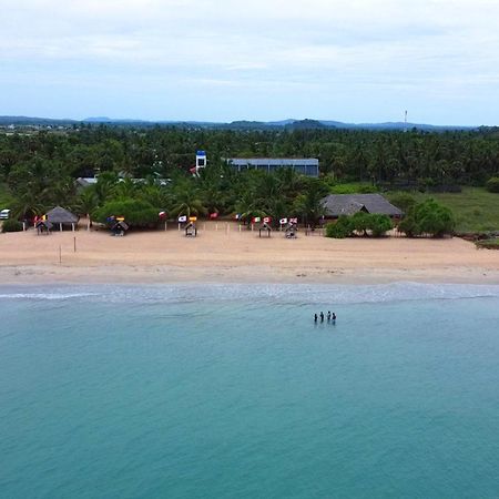 Nn Beach Resort & Spa Nilaveli Buitenkant foto