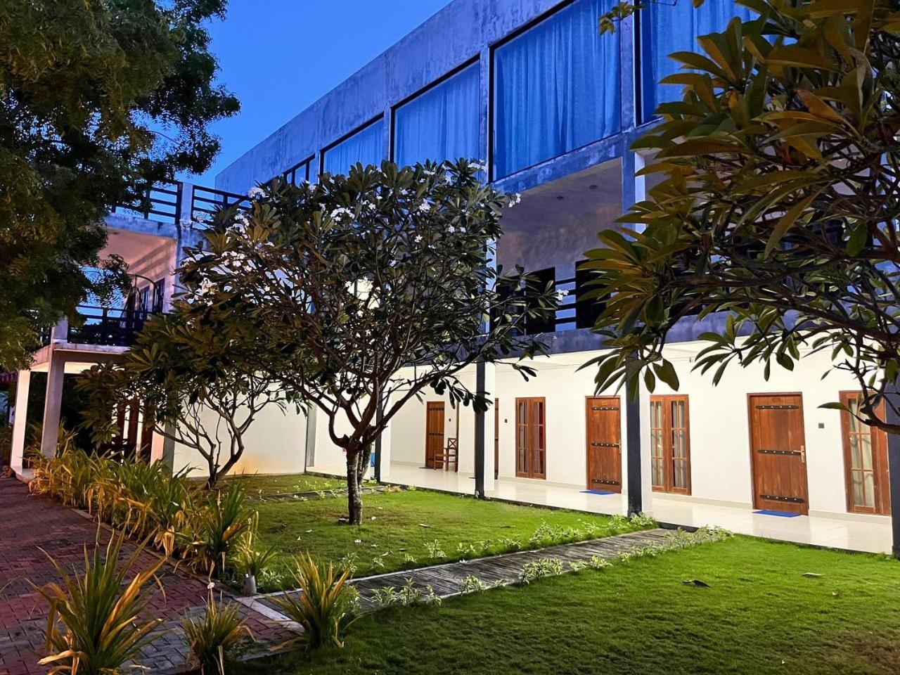 Nn Beach Resort & Spa Nilaveli Buitenkant foto