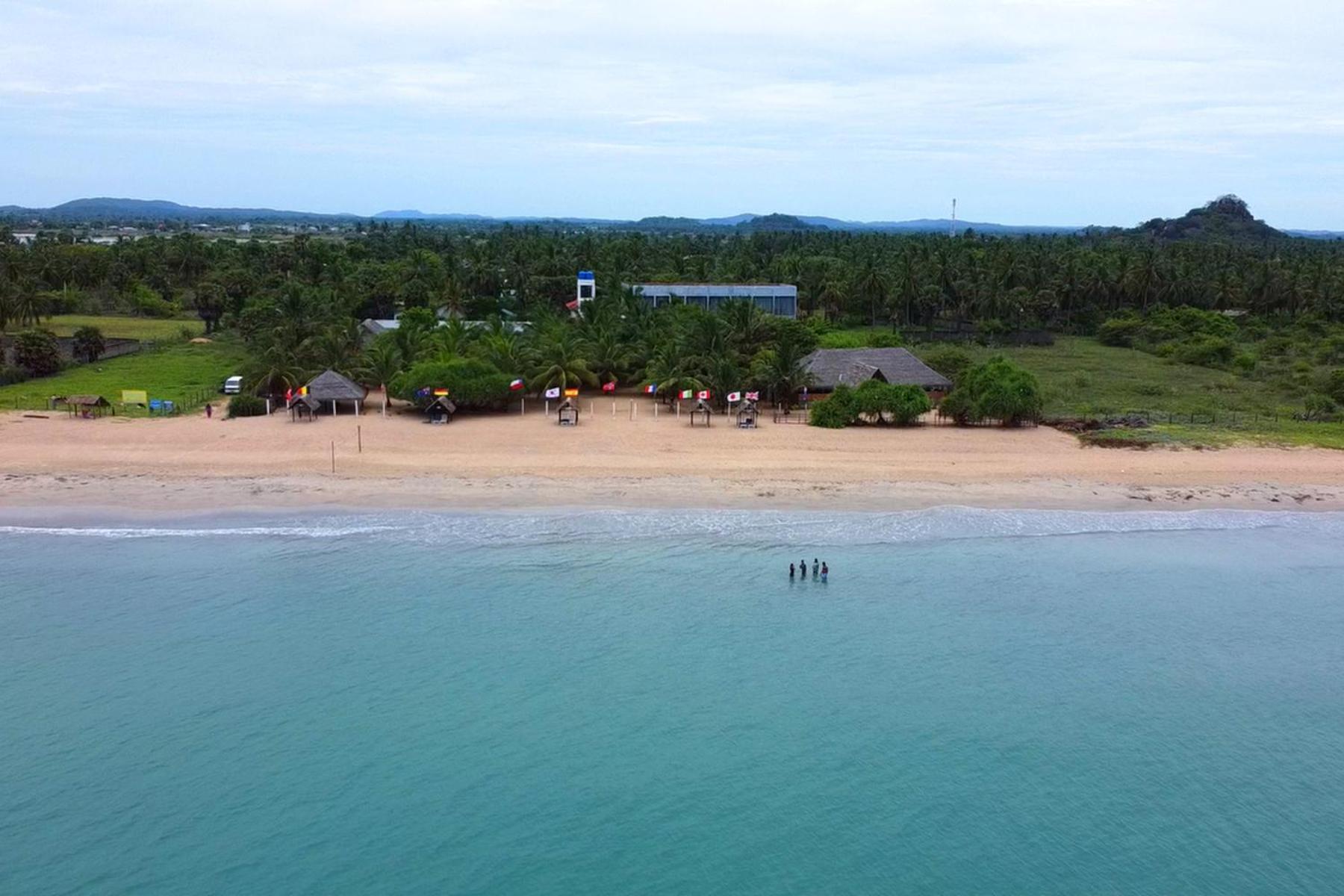 Nn Beach Resort & Spa Nilaveli Buitenkant foto